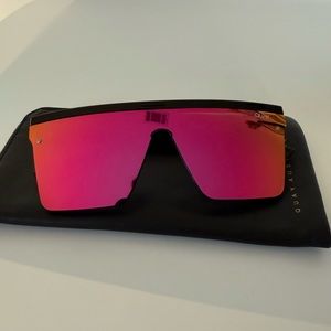 Quay Australia Hindsight Sunglasses Pink Mirror - Discontinued